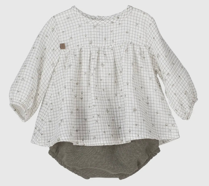 Baby girl dress with matching bloomers